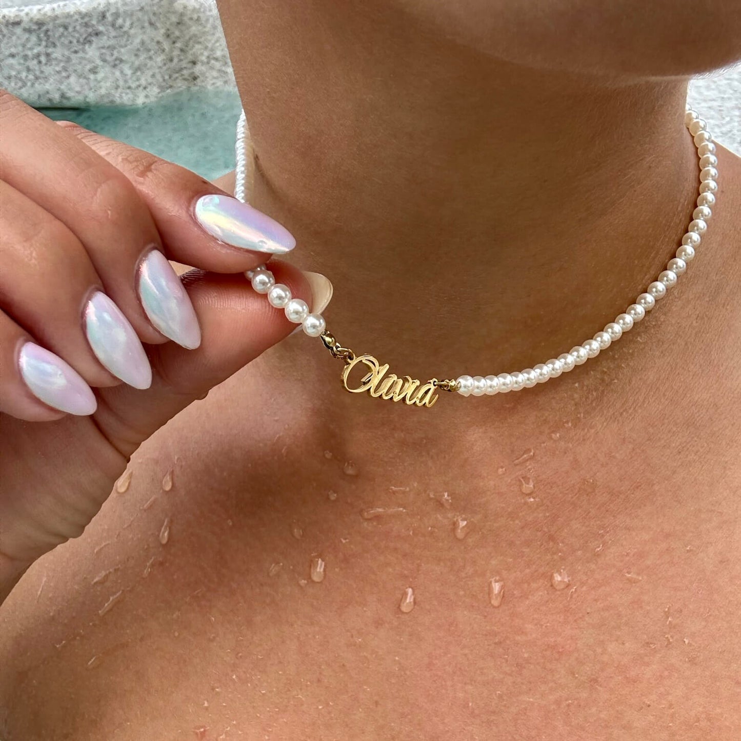 collana con nome personalizzato in perle d'acqua dolce